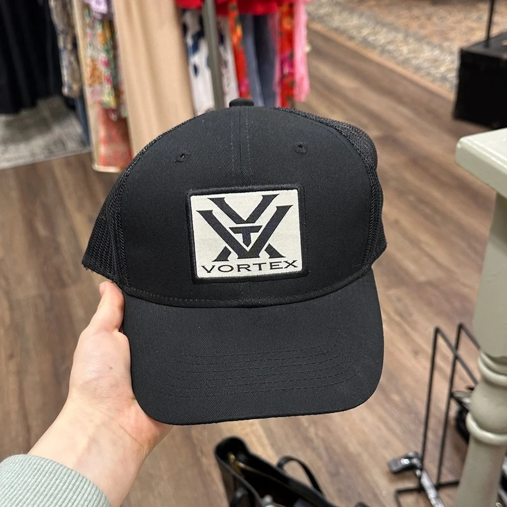 Vortex men’s black hat with cream patch